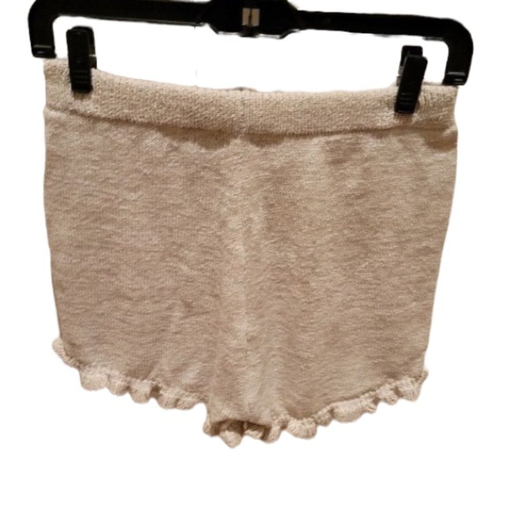 2-Piece Sweater Knit Sleeveless Top And Shorts - Picture 4 of 11